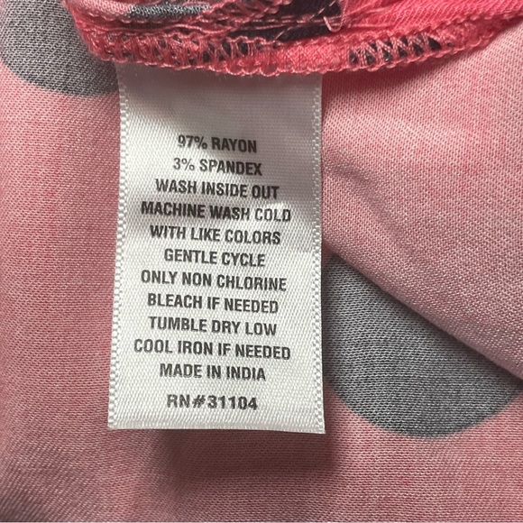 Crown & Ivy Coral Black Polka Dot V-Neck Top XS Ruffle Neck Business Casual EUC - Picture 6 of 9